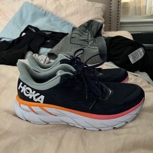 Hoka Clifton 7s